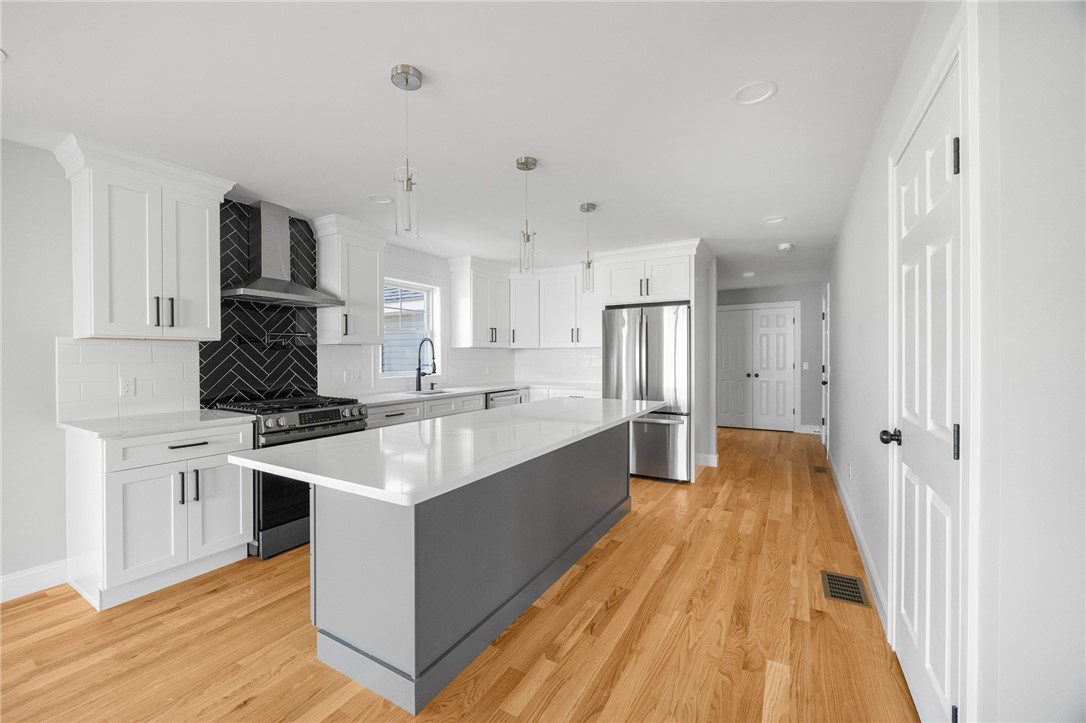 188 St Louis Avenue Woonsocket, RI 02895 - Photo 8 of 30