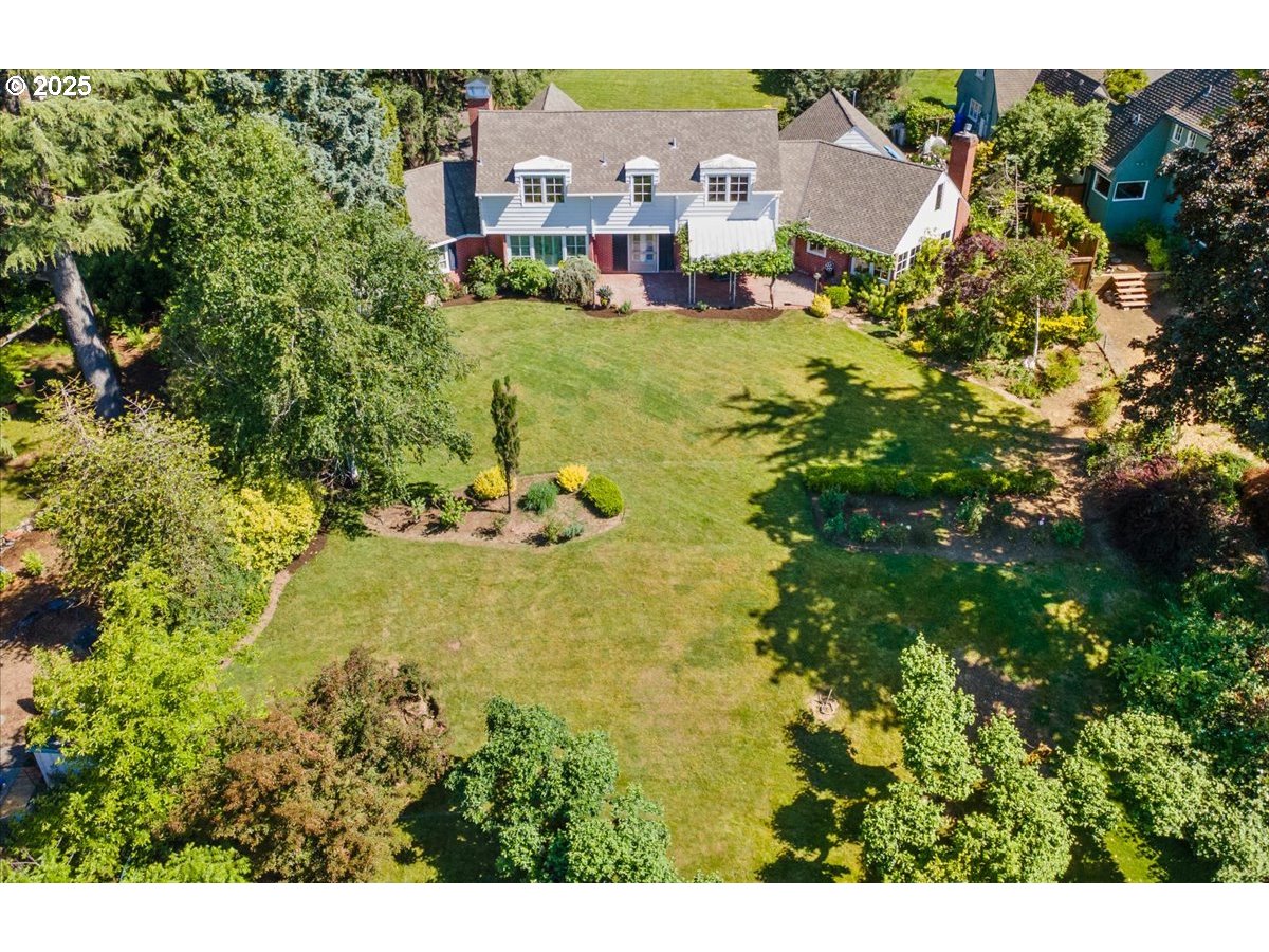 4326 Southwest Arthur Way Portland, OR 97221 - Photo 41 of 43 Drone View/UAV