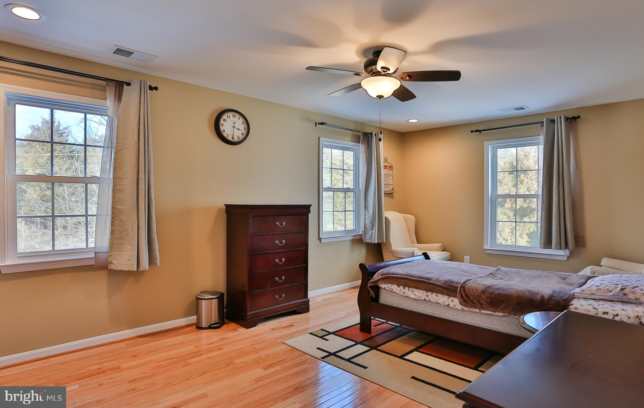 18251 Maple Spring Court Leesburg, VA 20176 - Photo 18 of 32 Bedroom 2