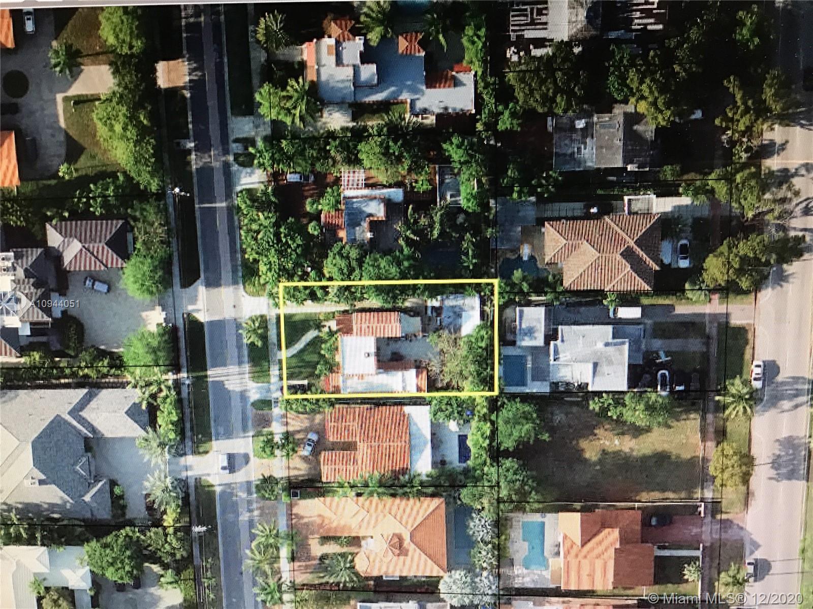 2203 North Bay Road Miami Beach, FL 33140 - Photo 35 of 36 an aerial view of multiple house