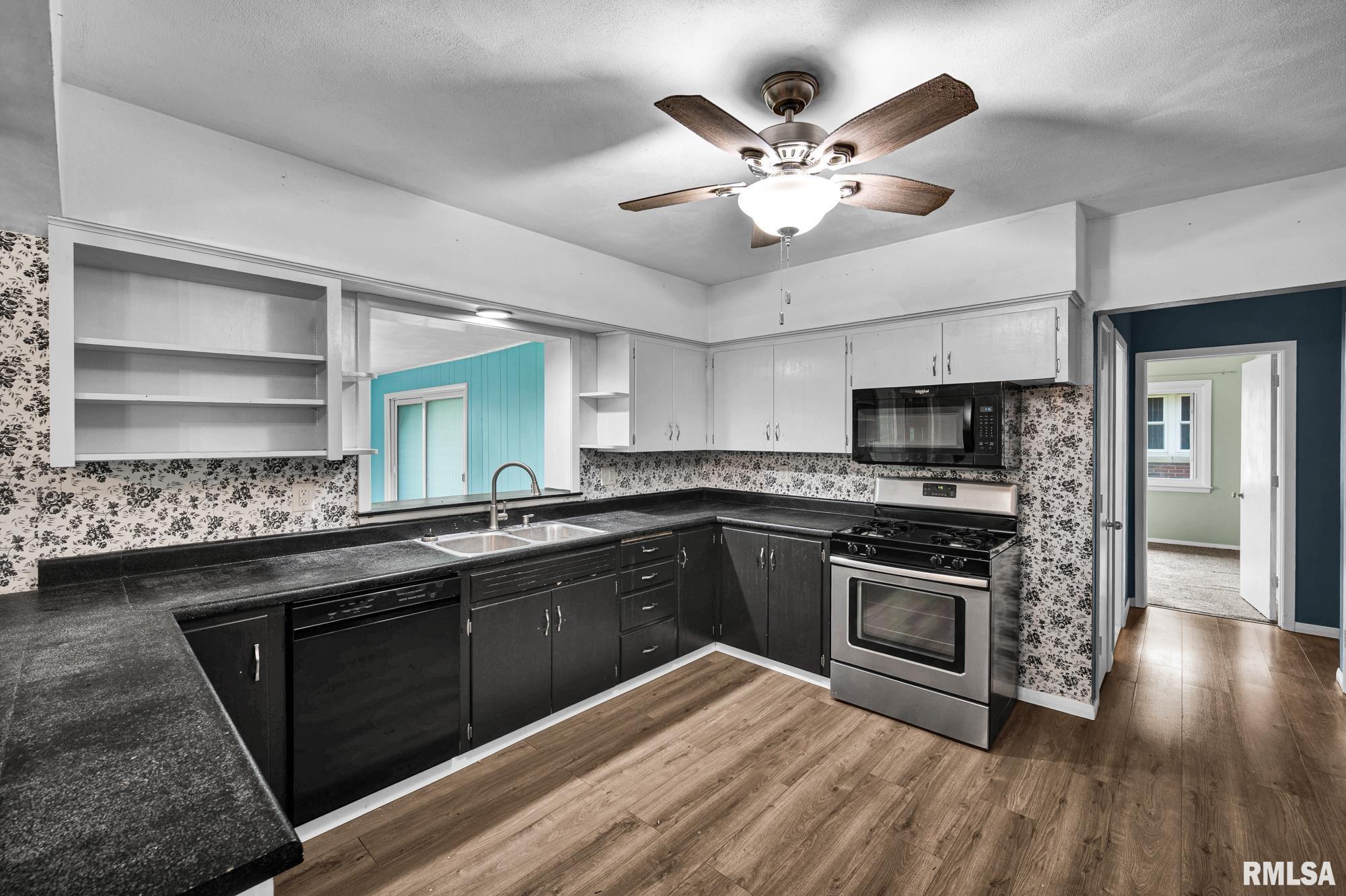 1410 North 4th Street Pekin, IL 61554 - Photo 6 of 25