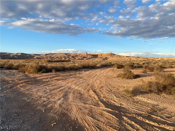 $100,000 | 1 Warm Springs Road, Moapa, NV 89025