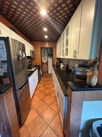 a very nice looking room with many windows