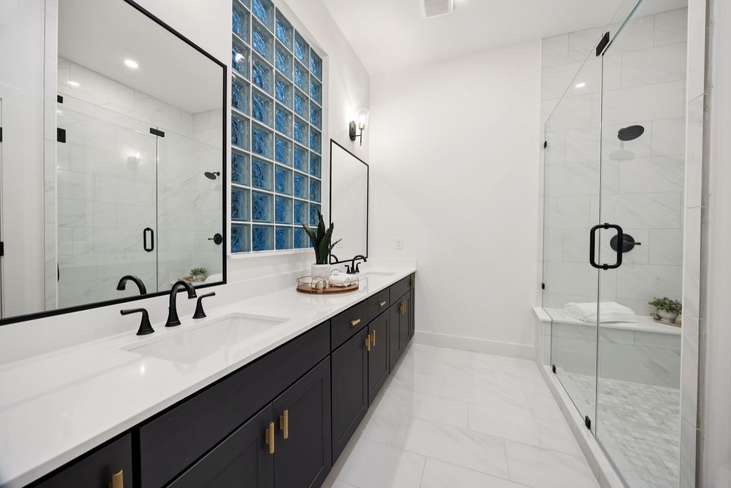 2121 Hoskins Drive, Unit C Houston, TX 77080 - Photo 25 of 28