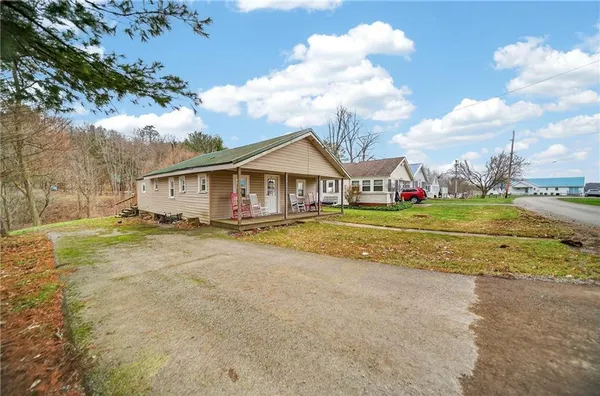 $130,000 | 23557 Eisentrout Drive, Canadohta Lake, PA 16438