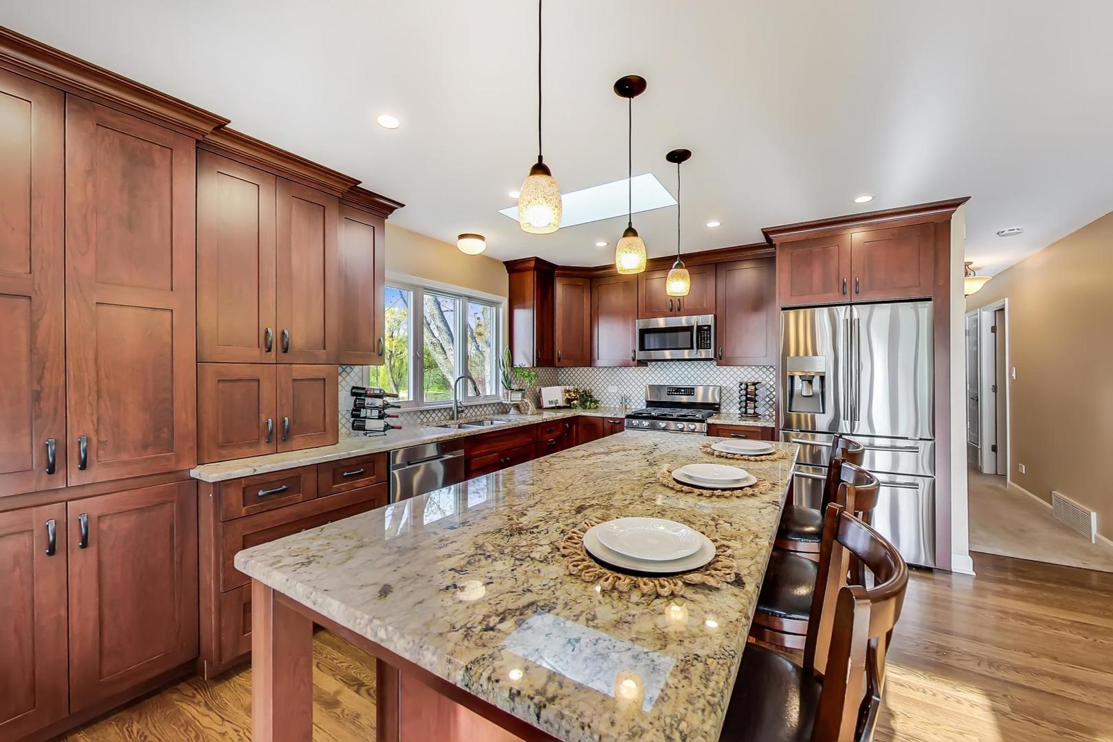 1925 Oakdale Road Hoffman Estates, IL 60169 - Photo 37 of 47