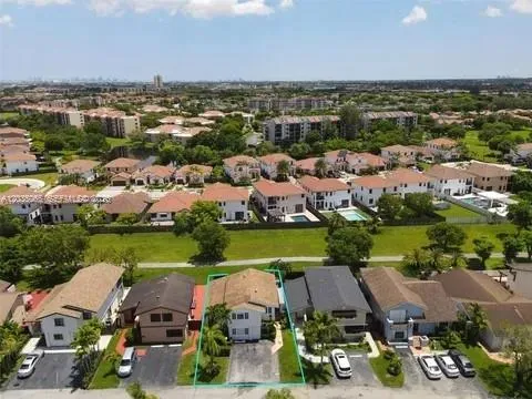 $4,300 | 933 Northwest 106th Ave Circle, Miami, FL 33172