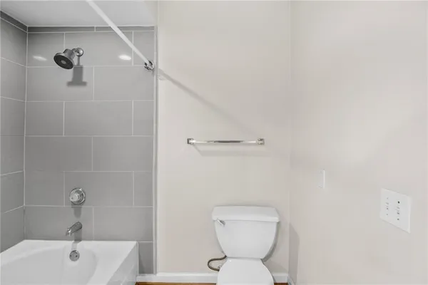 $2,100 | 3777 Peachtree Road Northeast, Unit 1529, Atlanta, GA 30319