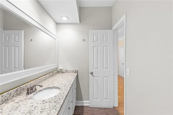 $2,100 | 3777 Peachtree Road Northeast, Unit 1529, Atlanta, GA 30319