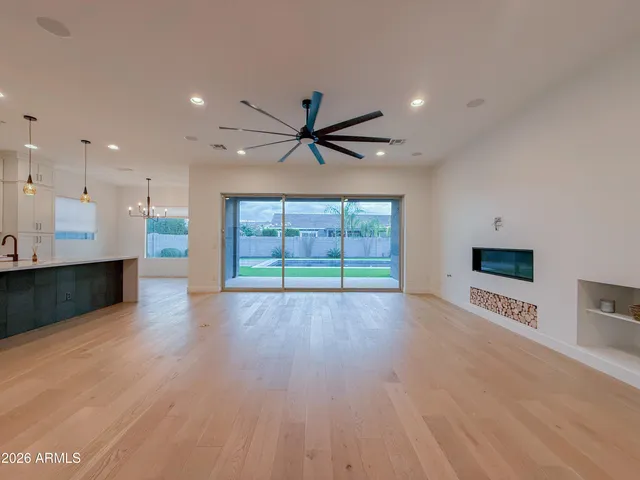 $3,650 | 22705 East Camacho Road, Queen Creek, AZ 85142