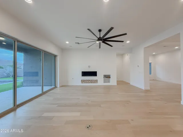 $3,650 | 22705 East Camacho Road, Queen Creek, AZ 85142