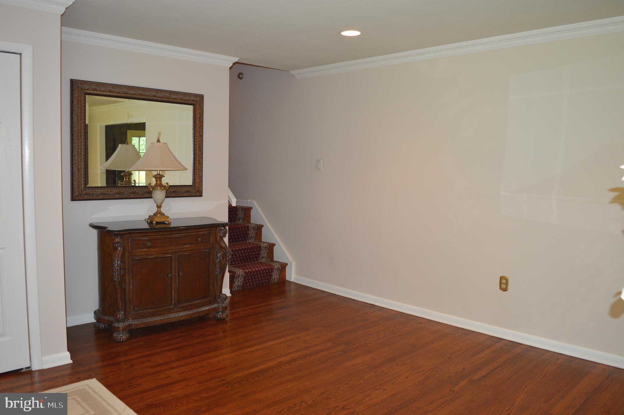 740 Eagle Road Newtown, PA 18940 - Photo 6 of 24 STAIRWAY