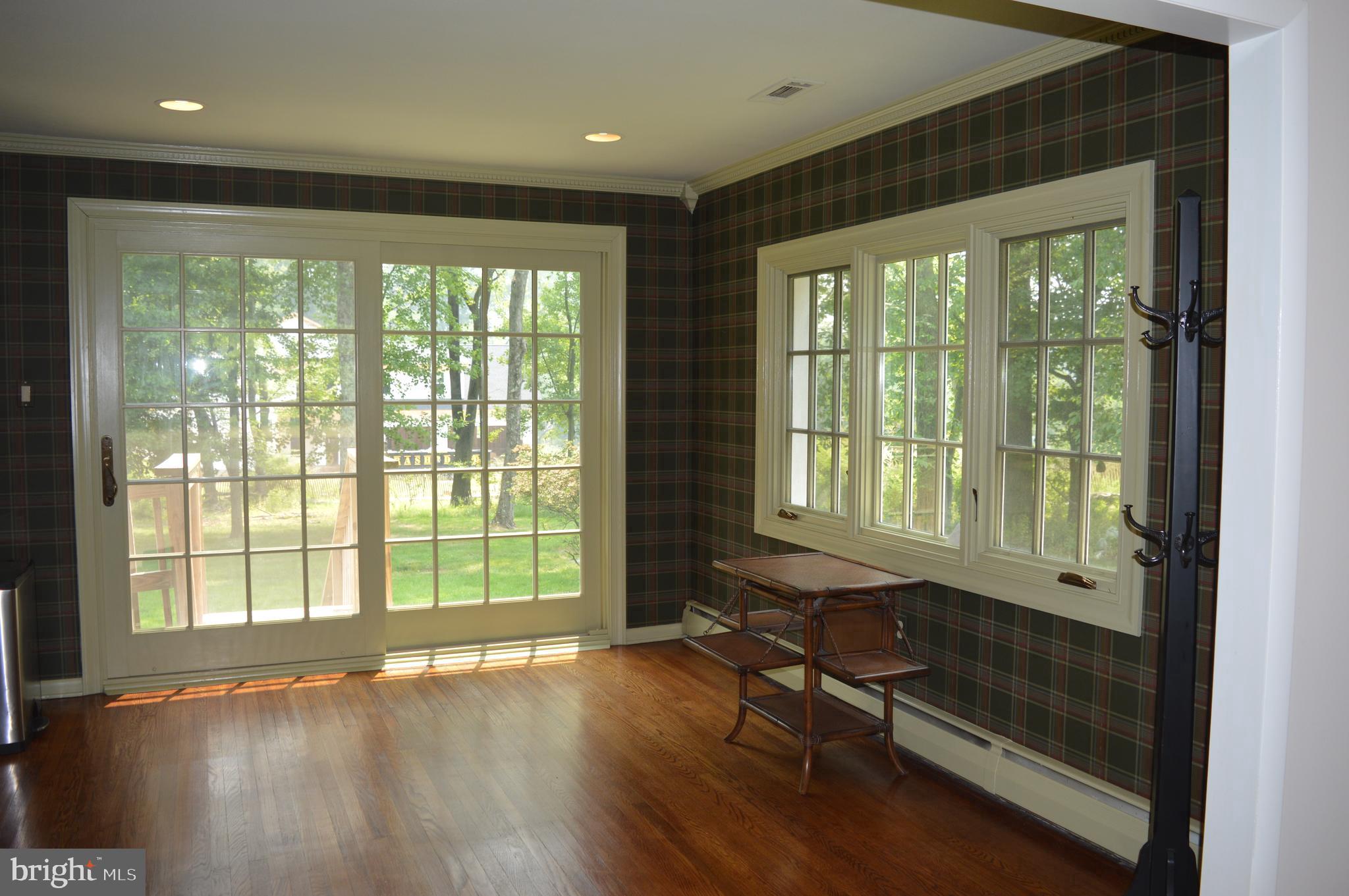 740 Eagle Road Newtown, PA 18940 - Photo 7 of 24 DINING AREA