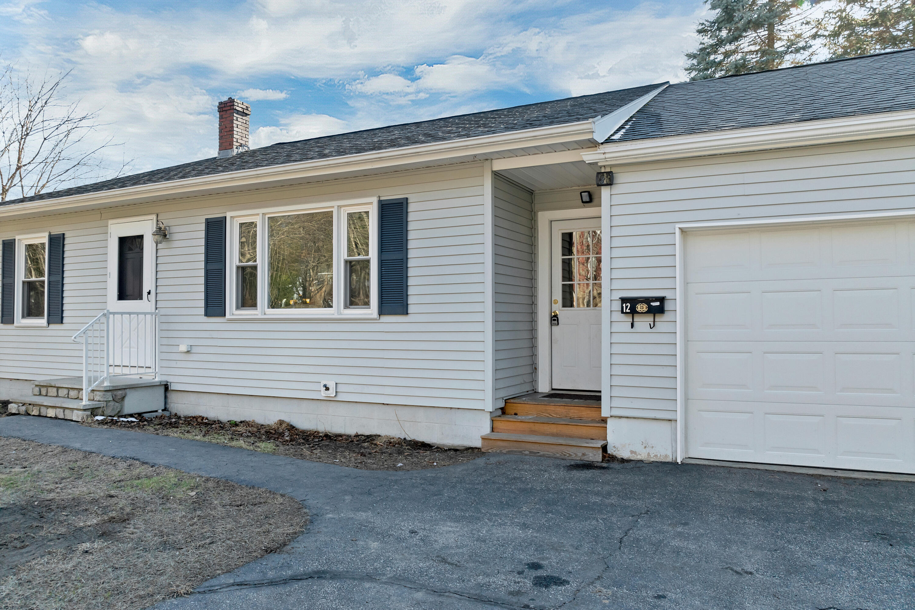 12 Elm Street Springvale, ME 04083 - Photo 3 of 39 12ElmSt-005