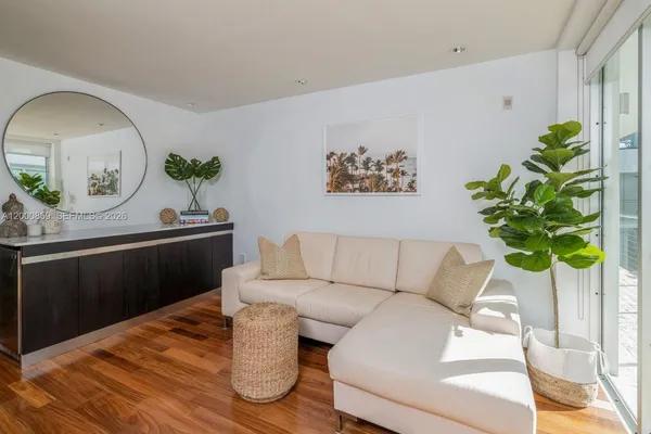 $2,800 | 1601 West Avenue, Unit 208, Miami Beach, FL 33139