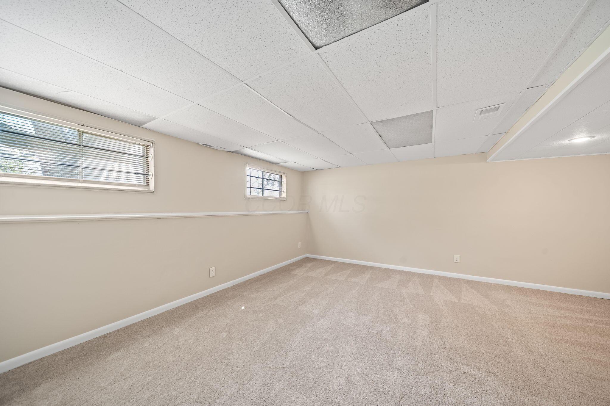 5220 Refugee Road Columbus, OH 43232 - Photo 30 of 48 30-web-or-mls-A7409950-2