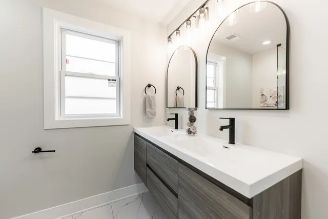 $659,000 | 4129 North Oketo Avenue, Norridge, IL 60706