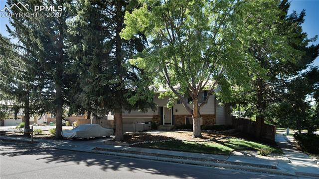 2819 Ridgeglen Square Colorado Springs, CO 80918 - Photo 2 of 5 Gallery Image 2
