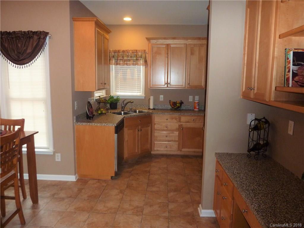 10730 Hellebore Road Charlotte, NC 28213 - Photo 8 of 18 Gallery Image 8