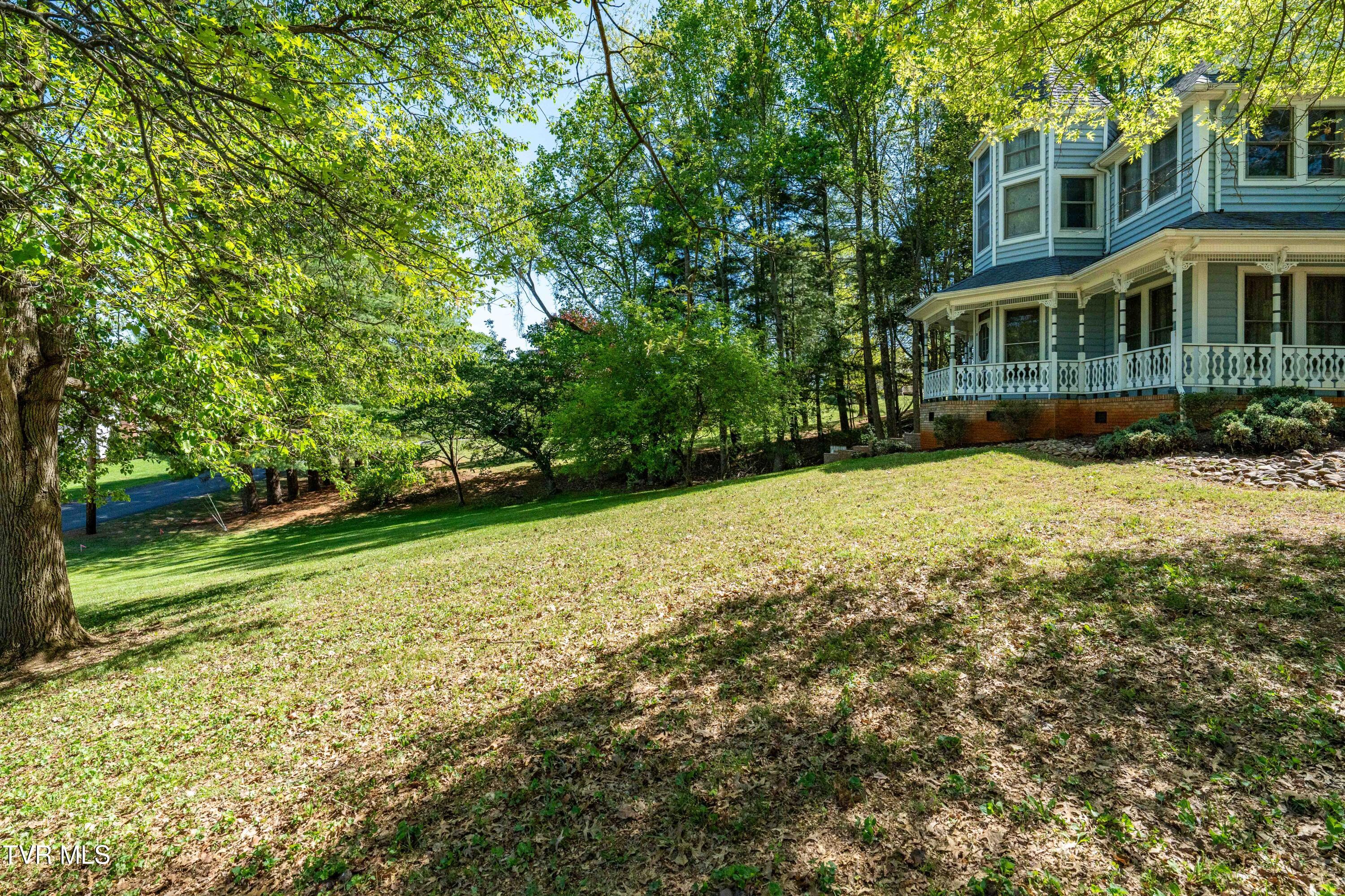 101 Knobb Hill Road Johnson City, TN 37601 - Photo 87 of 117 101 Knobb Hill Rd (39 of 118)