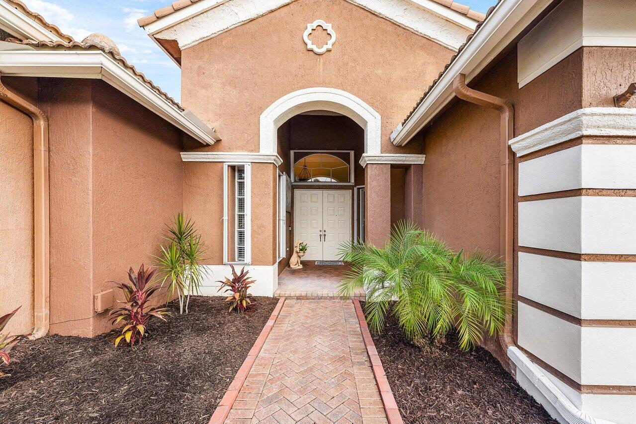 11165 Cobblefield Road Wellington, FL 33449 - Photo 2 of 35 004-11165CobblefieldRoad-Wellington-FL-3