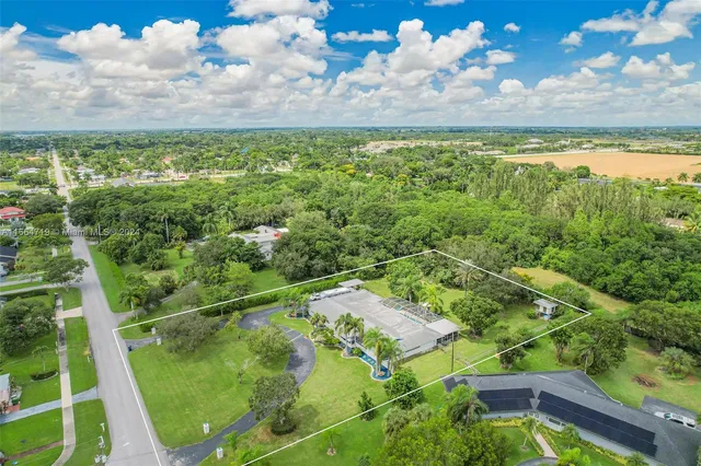 $1,500,000 | 17421 Southwest 300th Street, Homestead, FL 33030