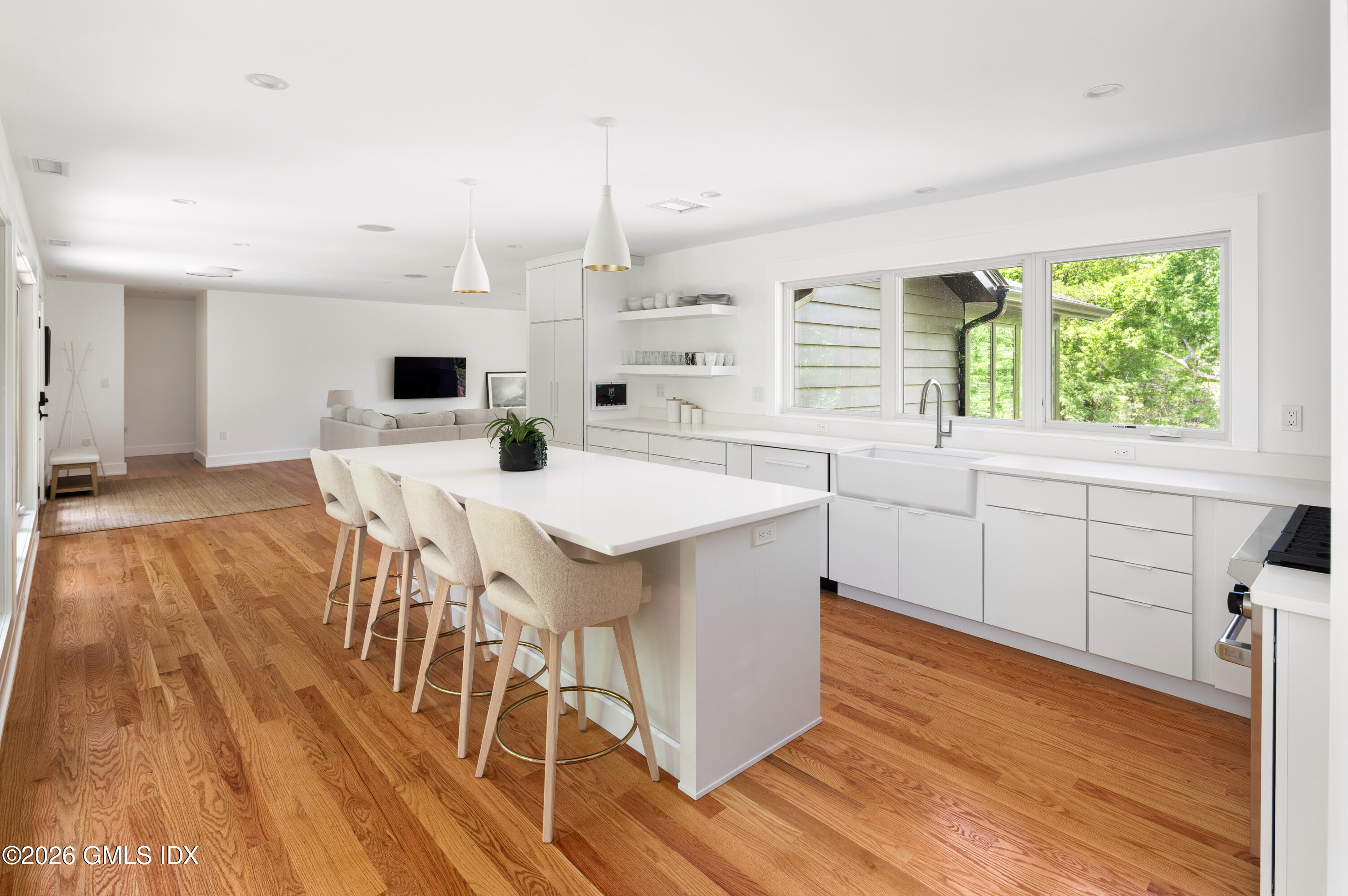 198 Woodchuck Road Stamford, CT 06903 - Photo 6 of 28 77_HudsonCP_198WoodchuckRd