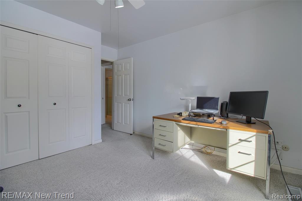 29624 Middlebelt Road, Unit 2902 Farmington, MI 48334 - Photo 22 of 29 Gallery Image 22