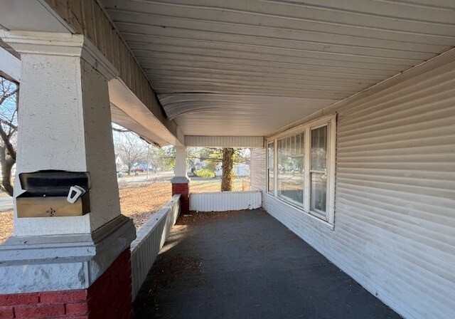 1521 North Union Street Decatur, IL 62526 - Photo 2 of 23