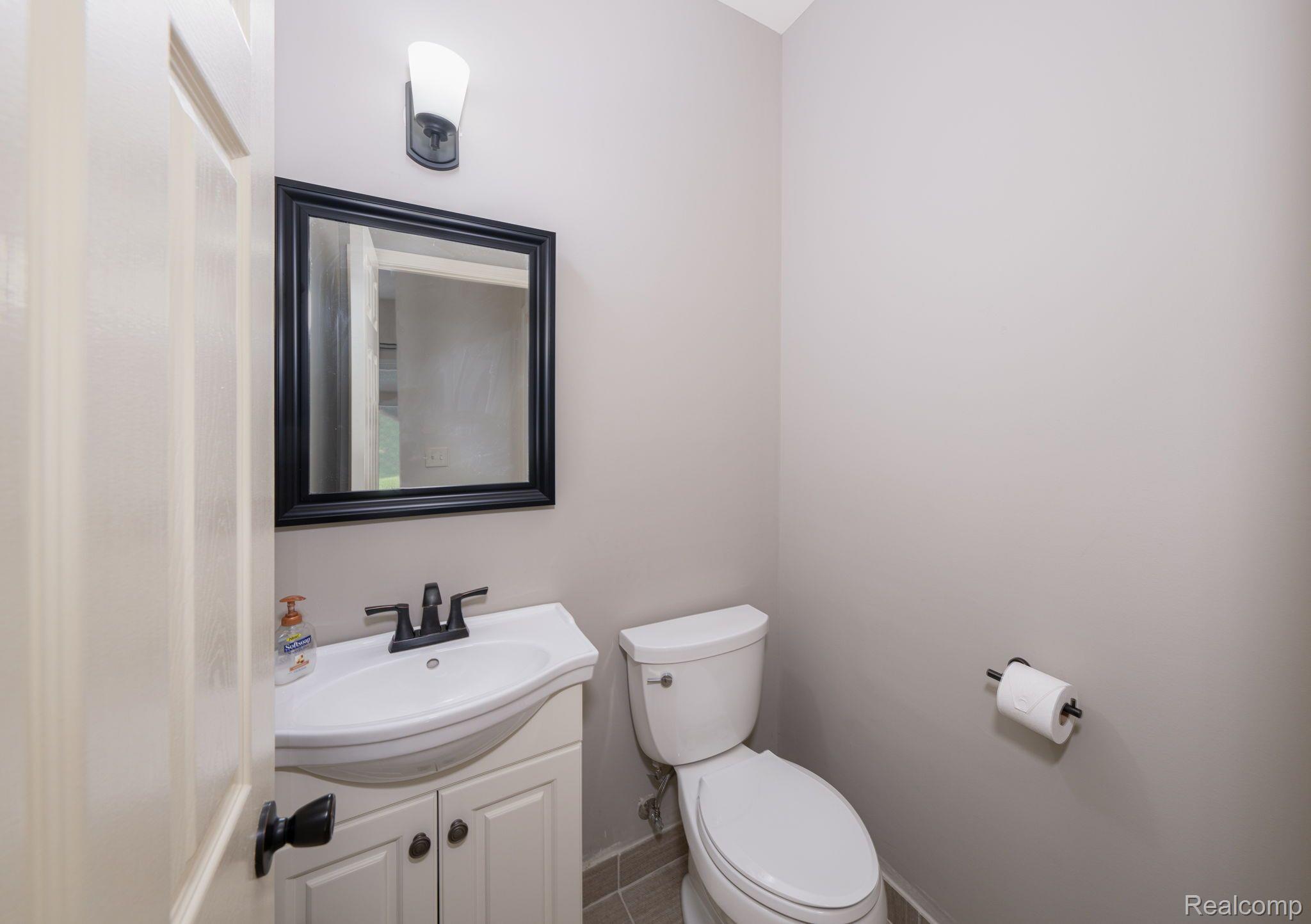 30 Eagle Ridge Road Lake Orion, MI 48360 - Photo 38 of 95 Gallery Image 38