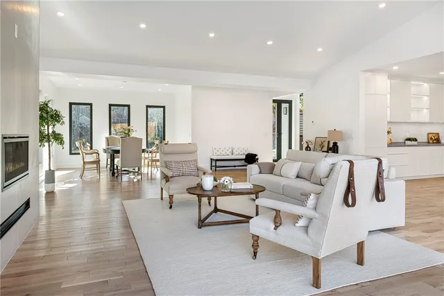 $3,395,000 | 19 Castle Road, Narragansett, RI 02882