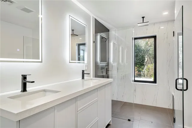 $3,395,000 | 19 Castle Road, Narragansett, RI 02882