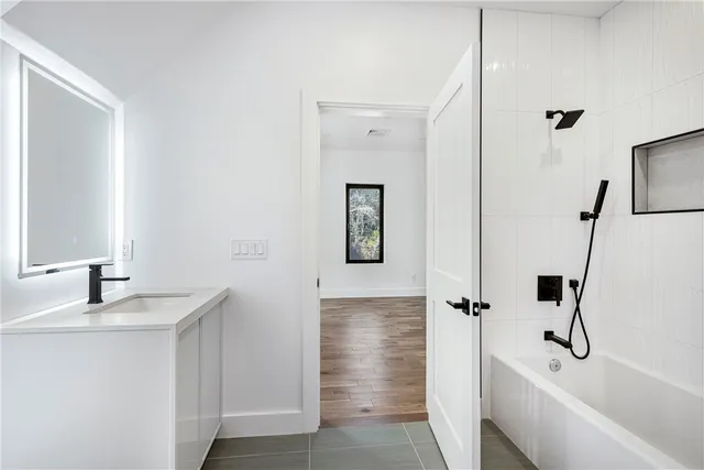 $3,395,000 | 19 Castle Road, Narragansett, RI 02882