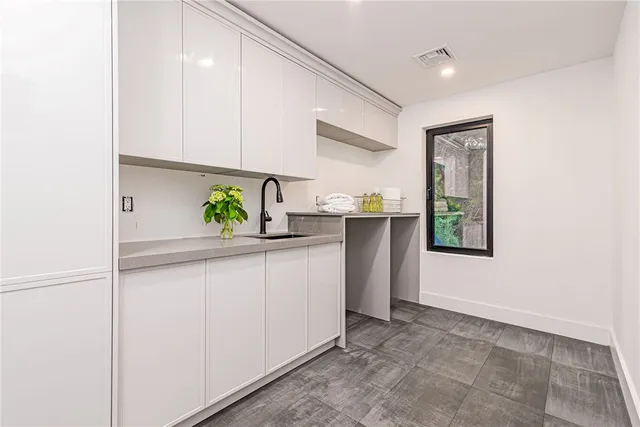 $3,395,000 | 19 Castle Road, Narragansett, RI 02882