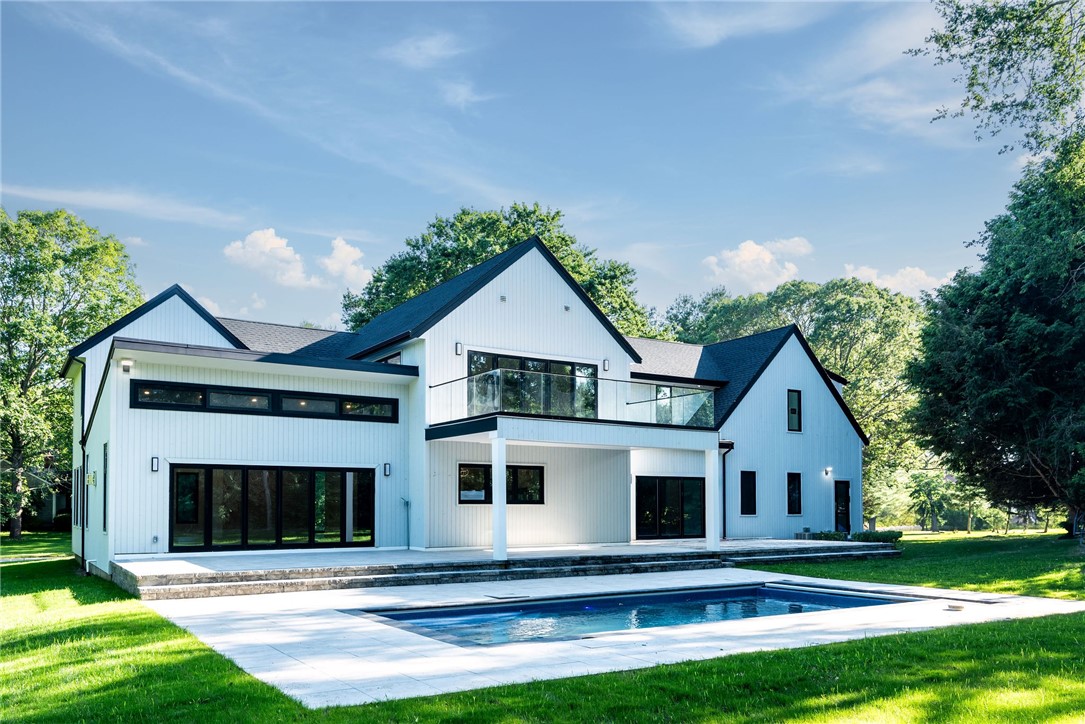 19 Castle Road Narragansett, RI 02882 - Photo 43 of 45