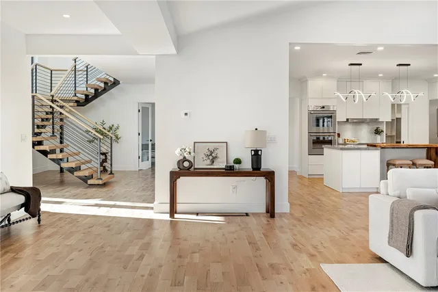 $3,395,000 | 19 Castle Road, Narragansett, RI 02882