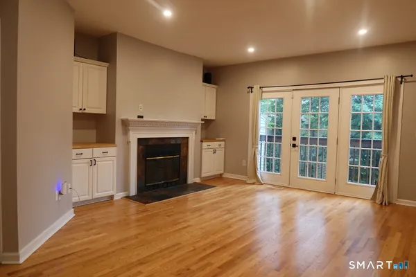 $5,000 | 124 Hope Street, Unit B, Stamford, CT 06906