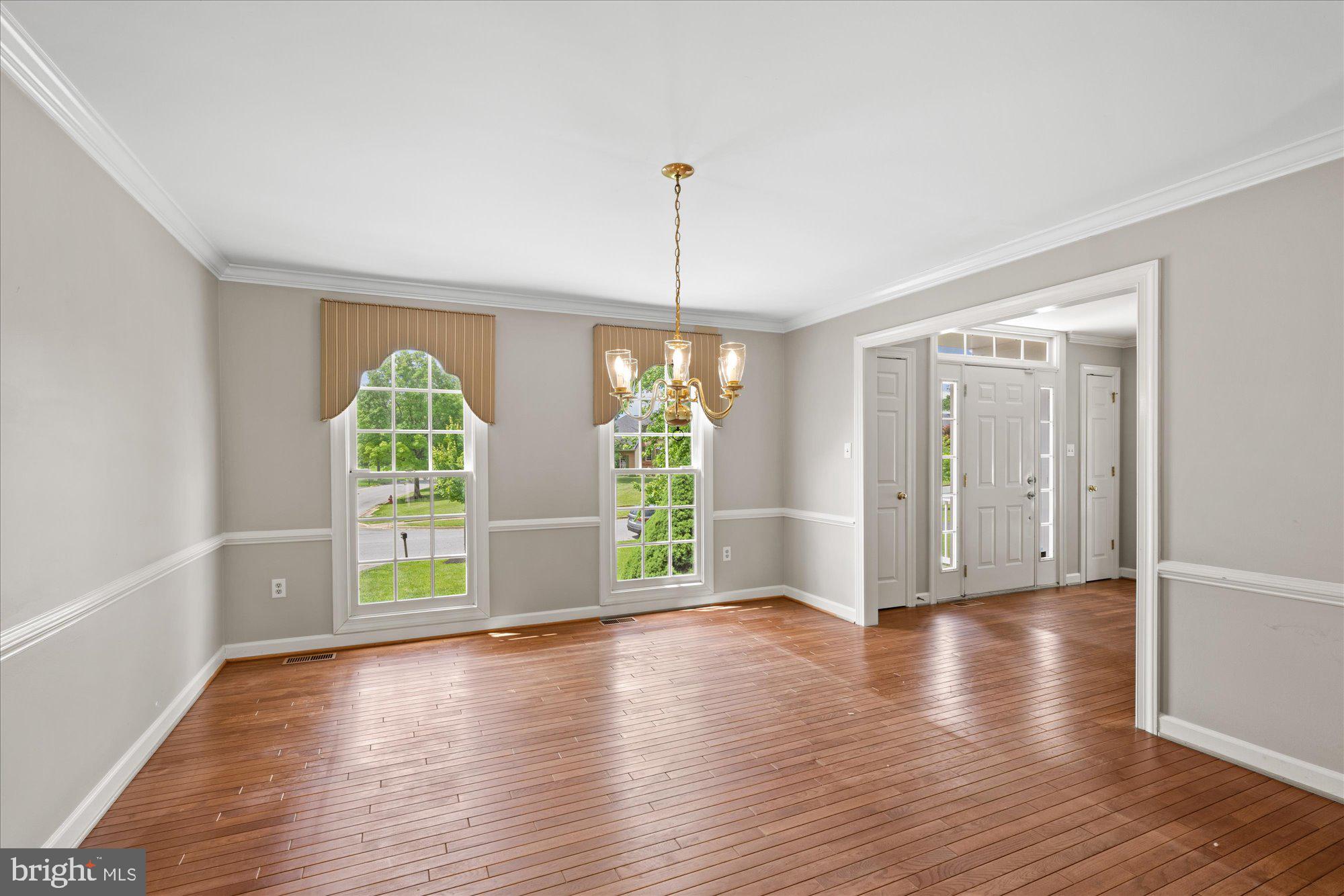 17017 Spates Hill Road Poolesville, MD 20837 - Photo 7 of 59 Separate dining room...