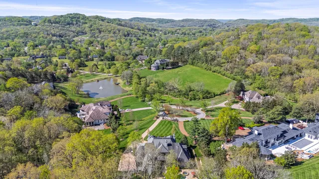 $5,300,000 | 340 White Swans Crossing, Brentwood, TN 37027