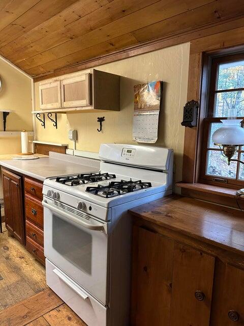 150 Church Farm Road Beddington, ME 04622 - Photo 8 of 29 kitchen stove
