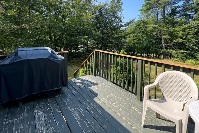 $379,000 | 27 Stonehedge Drive, Bridgton, ME 04009