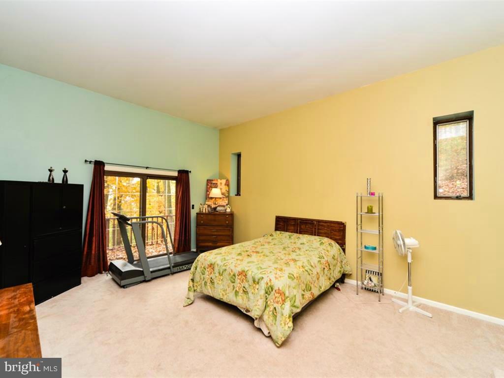 496 Kinderhook Road Columbia, PA 17512 - Photo 14 of 29 Gallery Image 14