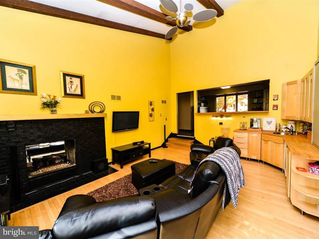 496 Kinderhook Road Columbia, PA 17512 - Photo 8 of 29 Gallery Image 8