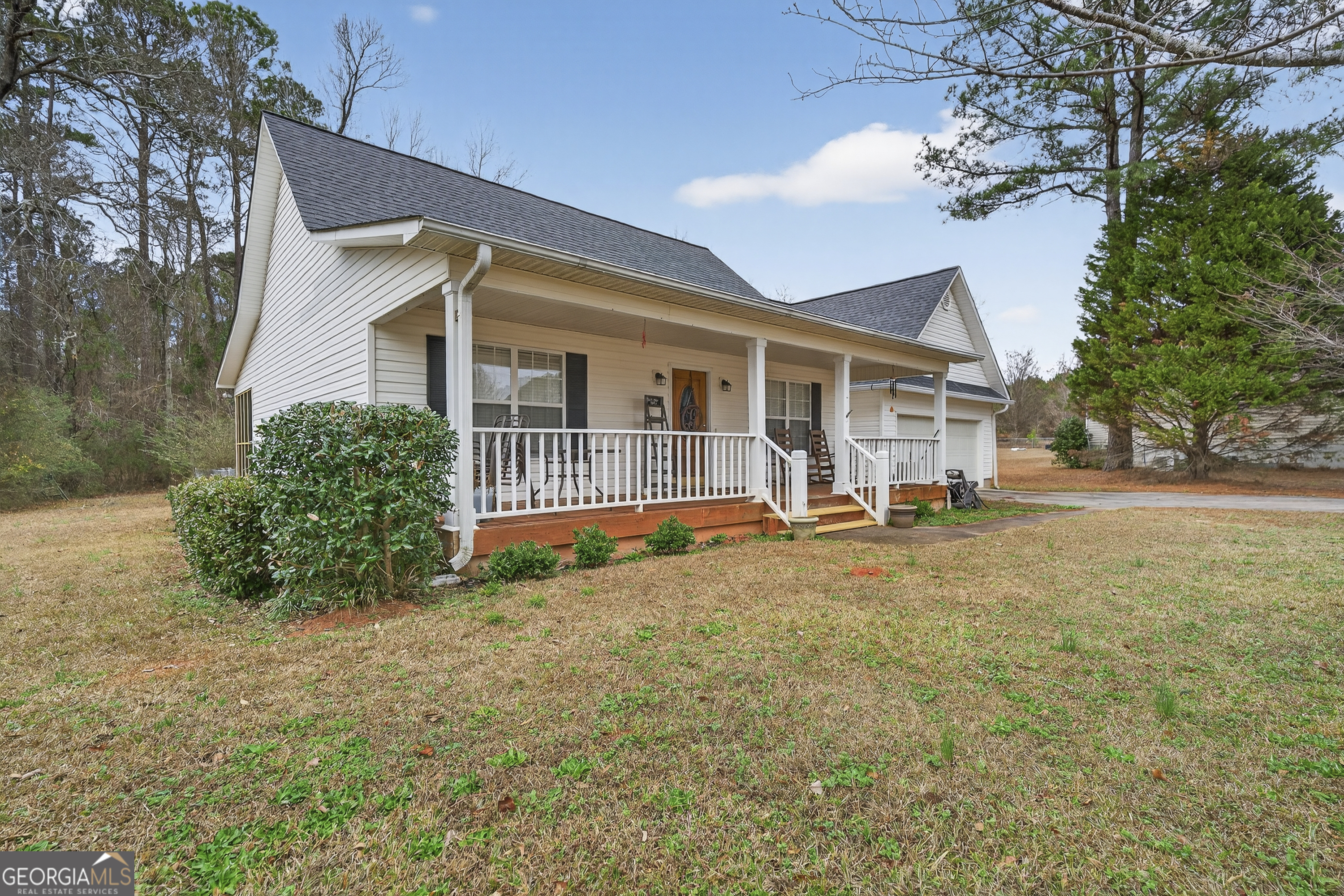 249 Southern Walk Circle Gray, GA 31032 - Photo 3 of 58 a view of a house with a yard and fence
