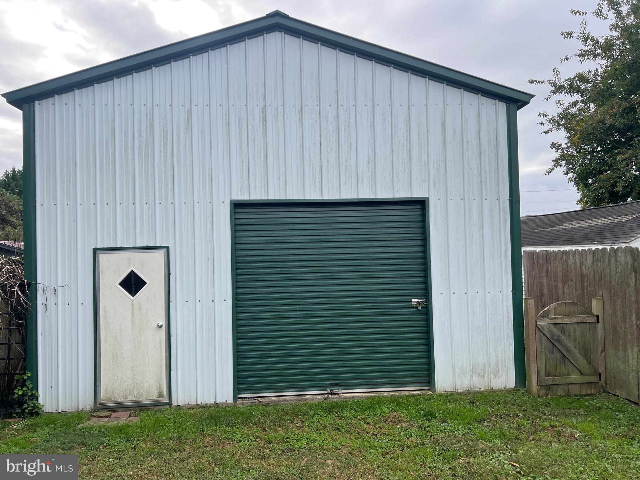 317 West Commerce Street Smyrna, DE 19977 - Photo 24 of 30 a front view of a house