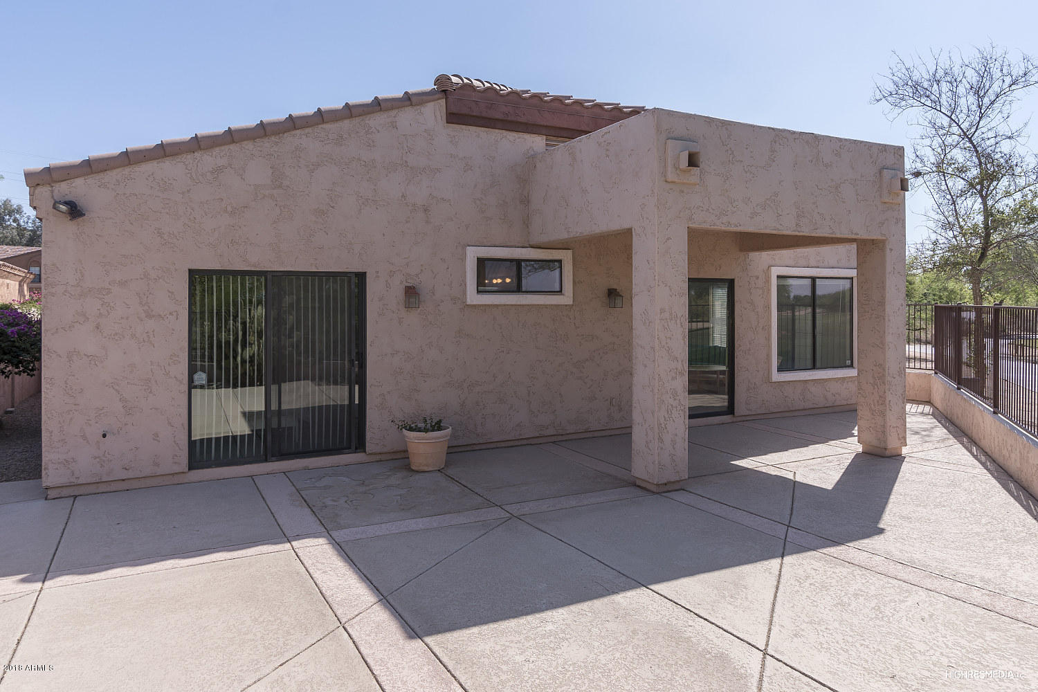 2840 East Fremont Road Phoenix, AZ 85042 - Photo 14 of 16 Backyard & Patio