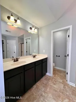 $1,550 | 121 Stone Gate, Jacksonville, NC 28546