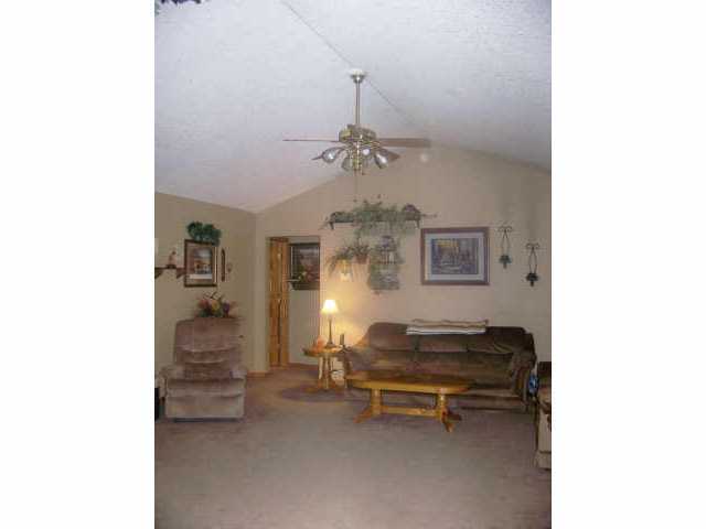 9436 Swamp Road Hebron, OH 43025 - Photo 4 of 10