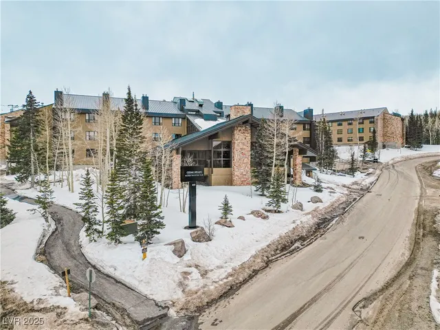 $278,000 | 223 Hunter Ridge Drive, Unit 300, Brian Head, UT 84719