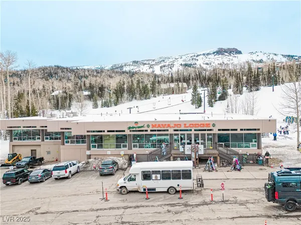 $260,000 | 223 Hunter Ridge Drive, Unit 300, Brian Head, UT 84719